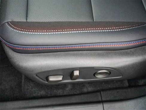 New 2026 Chevrolet Equinox EV RS image 21