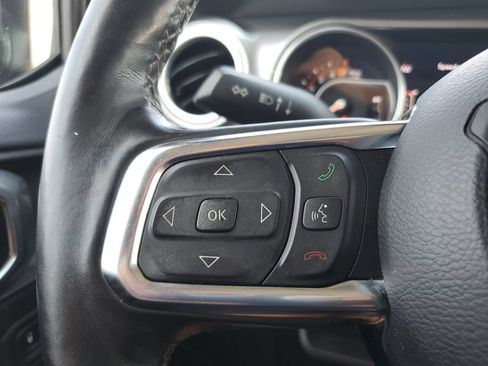Certified 2018 Jeep Wrangler Unlimited Sahara AWD/4WD image 20