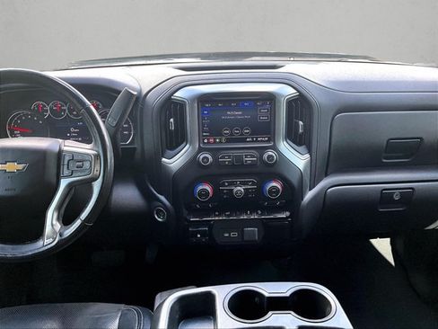 Used 2021 Chevrolet Silverado 1500 LT w/ Z71 Off-Road Package AWD/4WD image 8