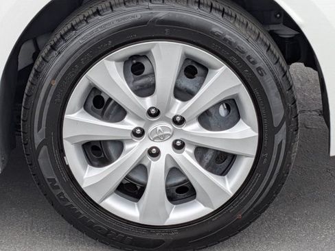Used 2025 Toyota Corolla LE w/ Convenience Package FWD image 13