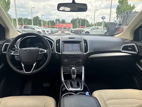 Used 2016 Ford Edge SEL w/ Equipment Group 201A FWD image 24
