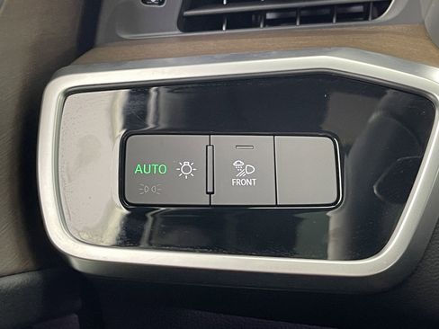 Certified 2025 Audi A6 Premium Plus image 25