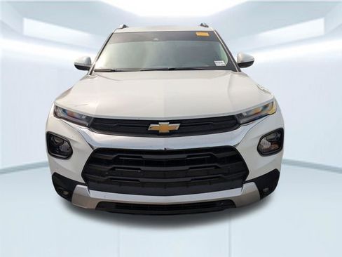 Used 2023 Chevrolet TrailBlazer LT AWD/4WD image 5