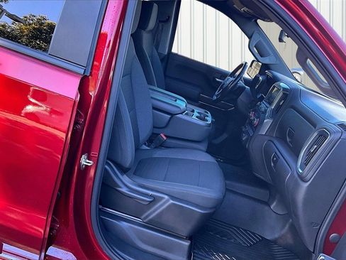 Used 2021 Chevrolet Silverado 1500 RST image 17