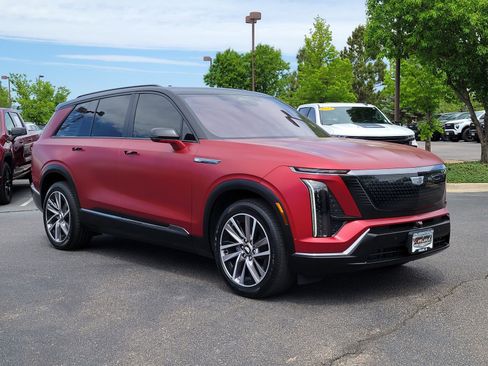 Used 2026 Cadillac Vistiq Sport AWD/4WD image 1