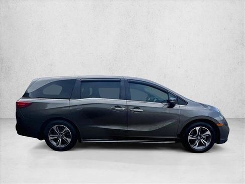 Used 2018 Honda Odyssey Touring image 5