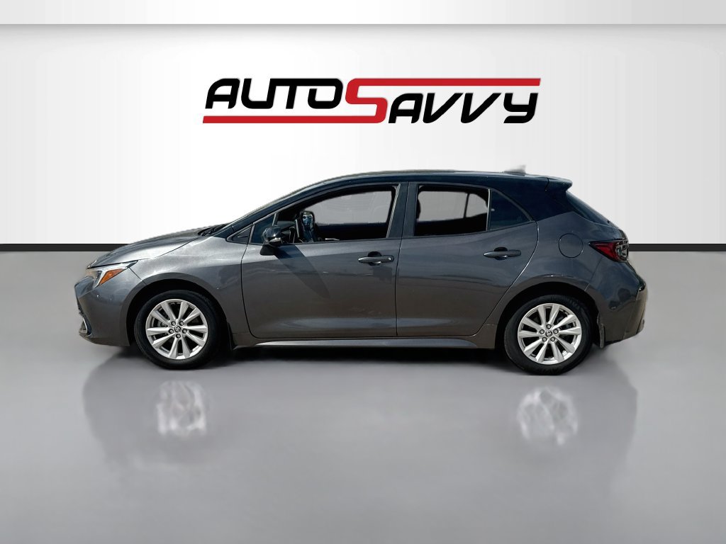 Used 2025 Toyota Corolla XSE FWD image 4