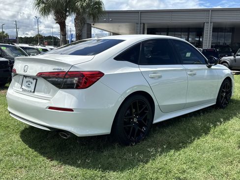 Used 2023 Honda Civic Sport image 5