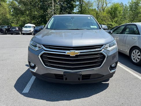 Used 2018 Chevrolet Traverse LT AWD/4WD image 2