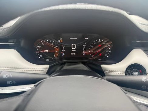 Used 2024 Jeep Compass Limited AWD/4WD image 17