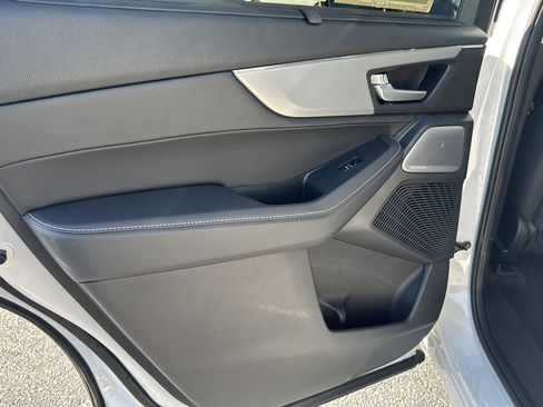 Certified 2026 Acura MDX FWD w/ Technology Package image 18