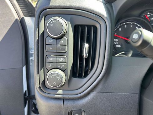 New 2026 Chevrolet Silverado 1500 W/T AWD/4WD image 19