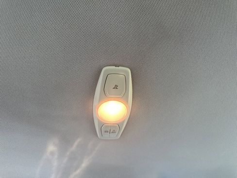 Used 2015 Ford Focus SE image 10