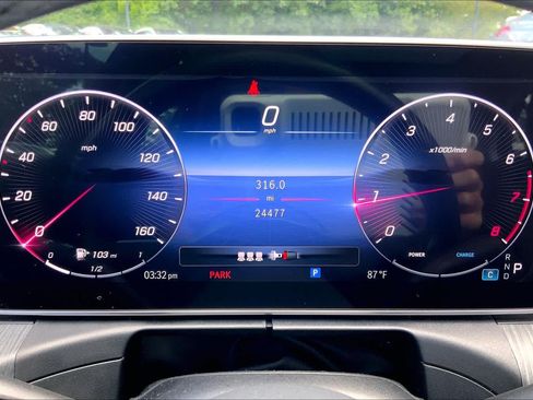 Used 2023 Mercedes-Benz C 300 4MATIC Sedan image 26