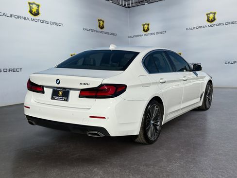 Used 2022 BMW 540i w/ Premium Package image 5