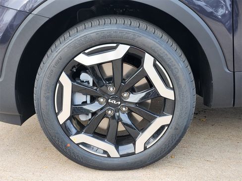 New 2025 Kia Telluride S image 7