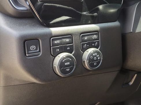 Used 2024 Chevrolet Silverado 2500 LTZ AWD/4WD image 20