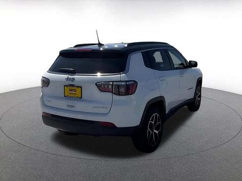 Used 2025 Jeep Compass Limited AWD/4WD image 13