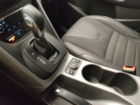 Used 2016 Ford Escape SE w/ SE Chrome Package image 23