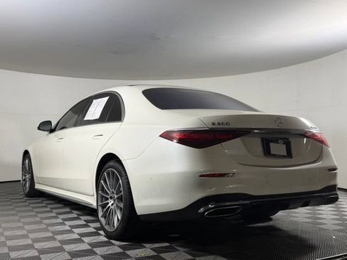 Used 2022 Mercedes-Benz S 500 4MATIC image 4