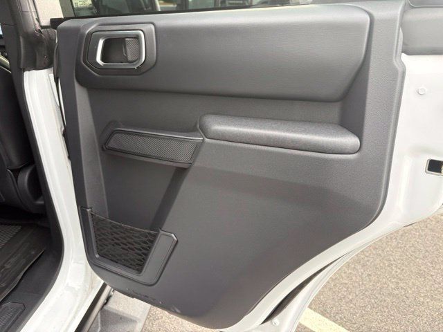 Used 2026 Ford Bronco Badlands AWD/4WD image 37