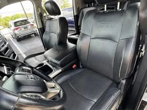 Used 2016 RAM 2500 Laramie w/ Convenience Group AWD/4WD image 17