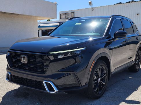 Used 2025 Honda CR-V Sport Touring image 1