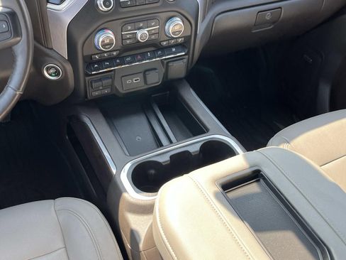 Used 2019 GMC Sierra 1500 SLT w/ SLT Premium Plus Package AWD/4WD image 14