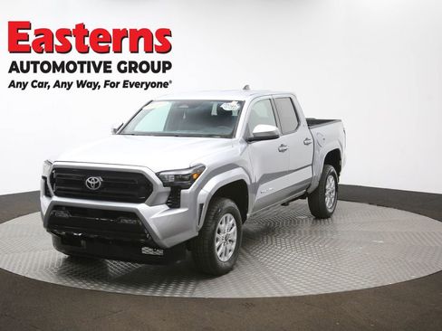 Used 2024 Toyota Tacoma SR5 RWD image 53