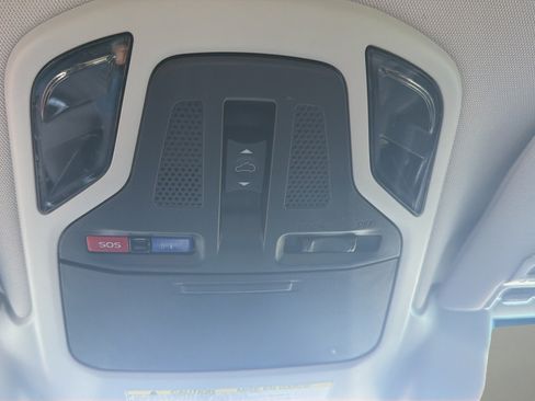 Used 2022 Subaru Outback Limited AWD/4WD image 24