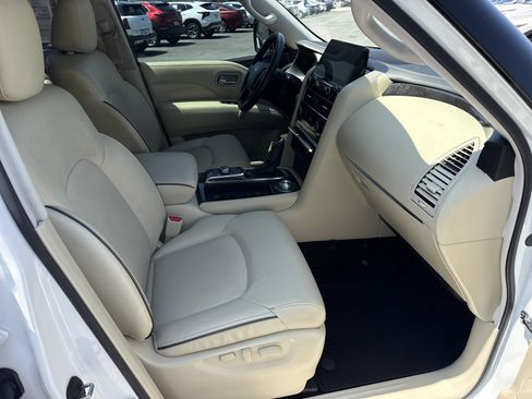 Used 2022 INFINITI QX80 Luxe w/ Cargo Package AWD/4WD image 42