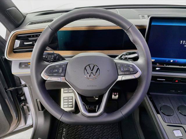 New 2027 Volkswagen Atlas SEL R-Line AWD/4WD image 11
