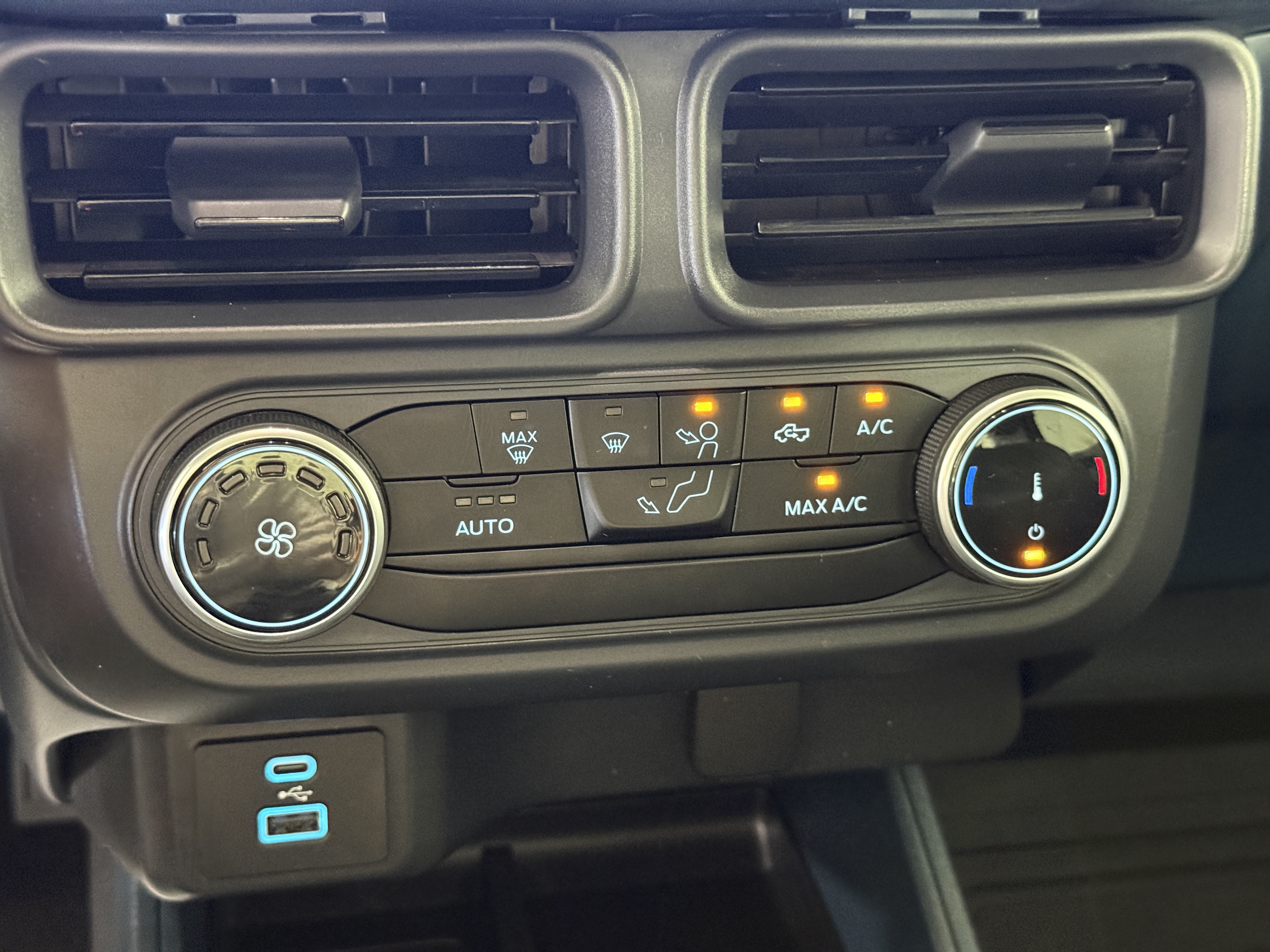 Certified 2024 Ford Maverick XL w/ Equipment Group 100A Standard AWD/4WD image 19