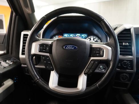 Used 2019 Ford F150 Lariat w/ Trailer Tow Package image 16