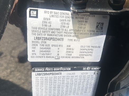 Used 2023 Buick Envision Avenir AWD/4WD image 26