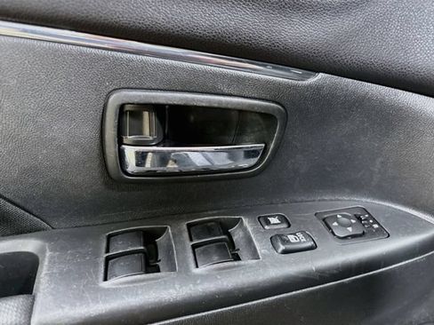 Used 2020 Mitsubishi Outlander Sport ES FWD image 15