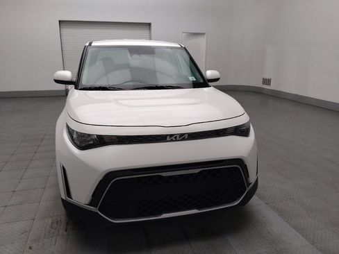 Used 2025 Kia Soul LX image 14