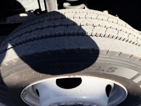 Used 2024 Ford F450 XL image 29