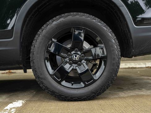 Certified 2025 Honda Ridgeline Black Edition image 15