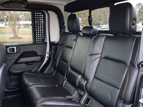 Used 2021 Jeep Gladiator Mojave image 12