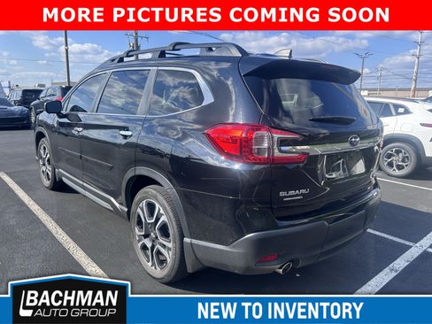 Used 2023 Subaru Ascent Touring AWD/4WD image 5