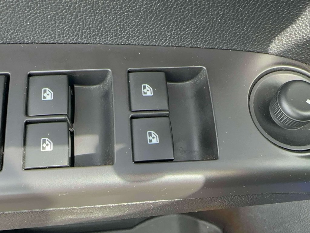 Used 2013 Chevrolet Sonic LT FWD image 12