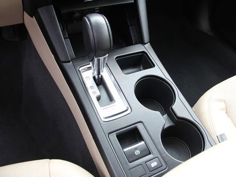 Used 2016 Subaru Legacy 2.5i Limited image 24