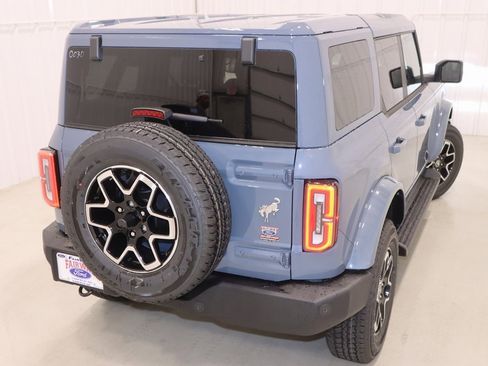 New 2025 Ford Bronco Outer Banks image 34