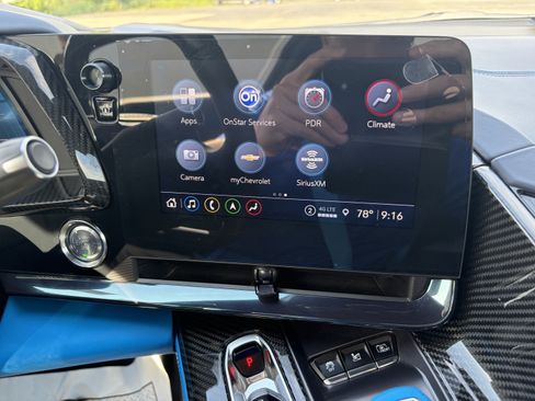 Used 2023 Chevrolet Corvette Z06 w/ Z07 Performance Package RWD image 40