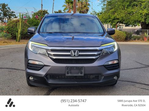 Used 2017 Honda Pilot EX image 6