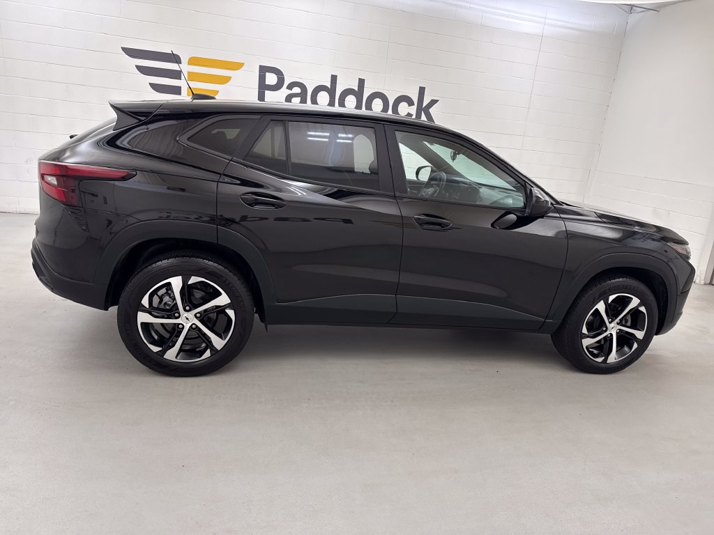 Used 2024 Chevrolet Trax RS w/ Driver Confidence Package FWD image 6