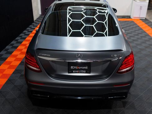 Used 2019 Mercedes-Benz E 63 AMG S image 24