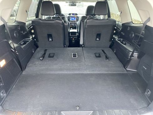Used 2022 Subaru Ascent Touring image 40