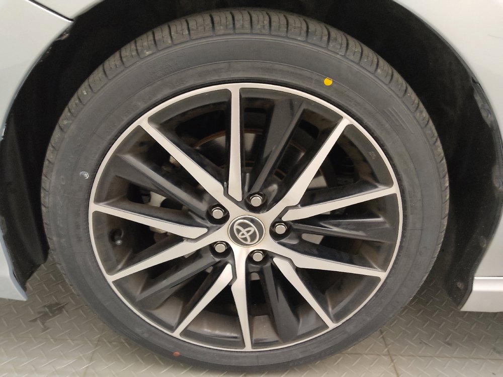 Used 2023 Toyota Camry SE FWD image 31